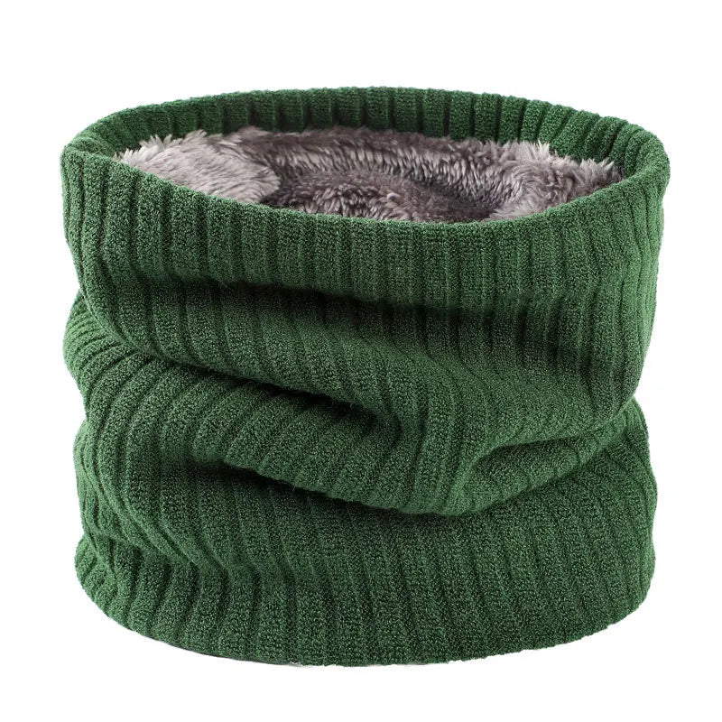 Cache cou vert forêt