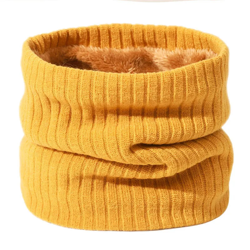 Cache cou jaune